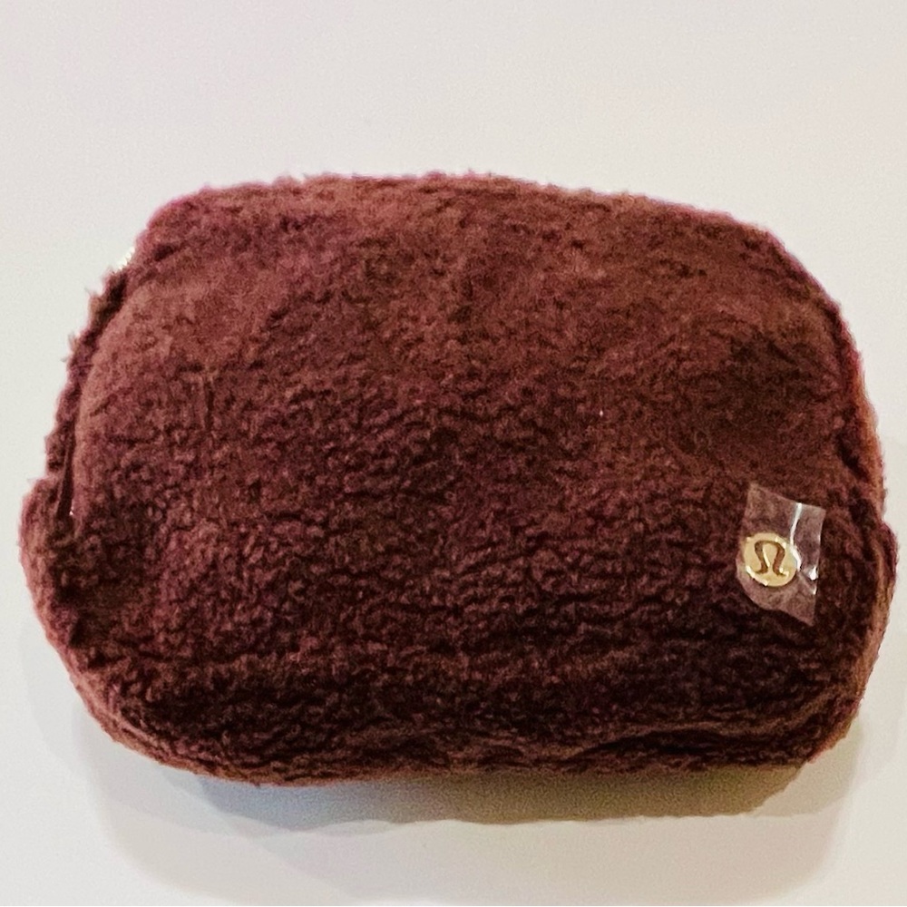 Everywhere Belt Bag Large *Fleece